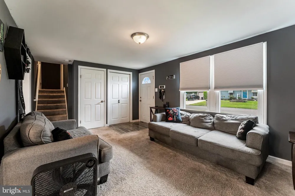 5913 MAPLE DRIVE Mays Landing, NJ 08330
