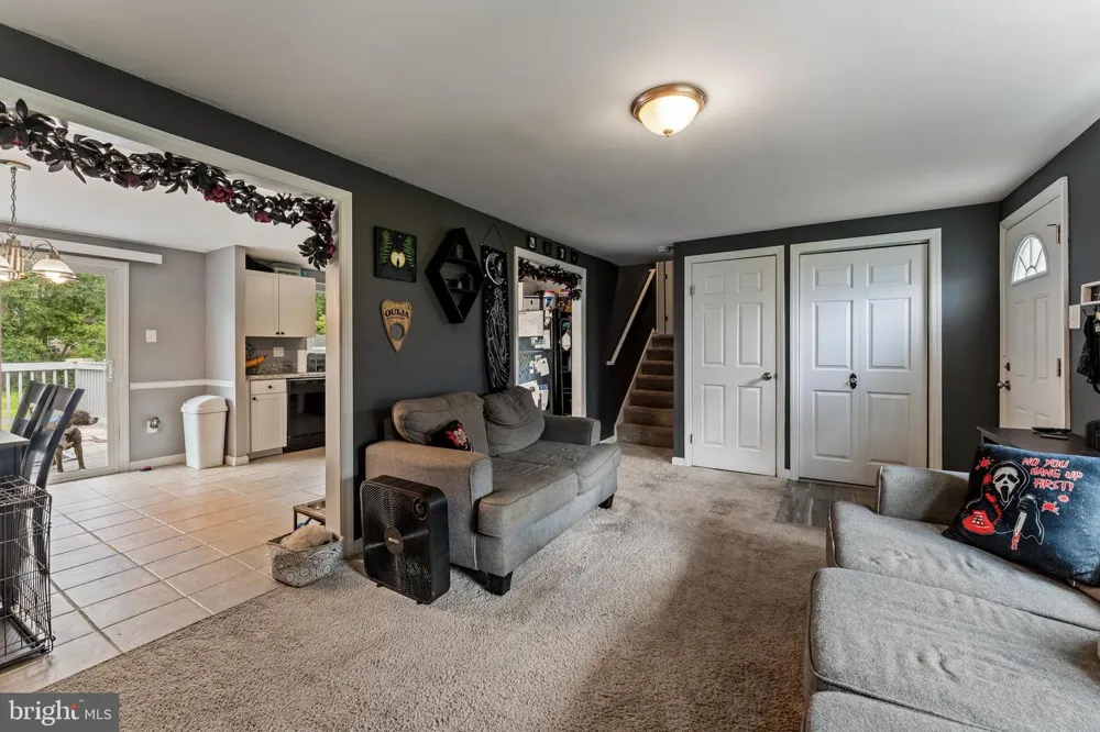 5913 MAPLE DRIVE Mays Landing, NJ 08330