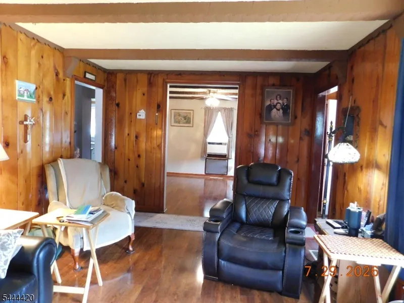 537 John Mitchell Ave Phillipsburg Town, NJ 08865