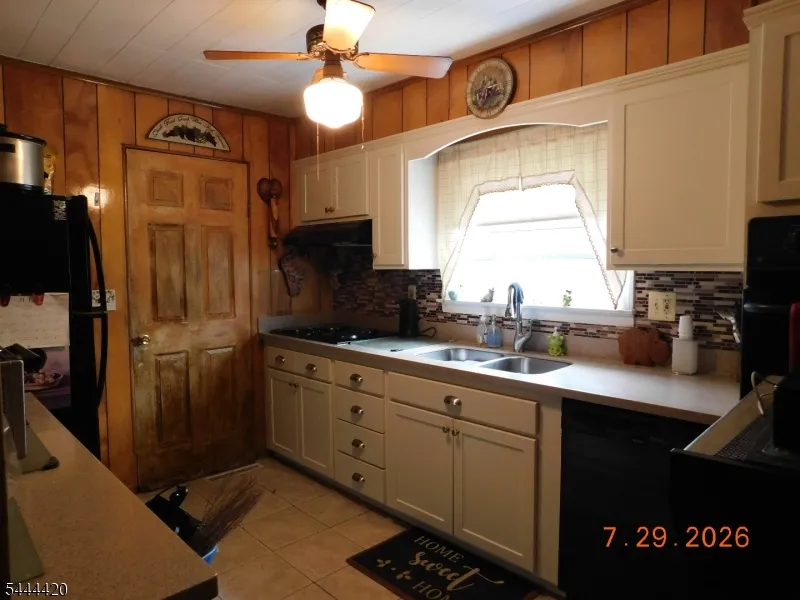 537 John Mitchell Ave Phillipsburg Town, NJ 08865