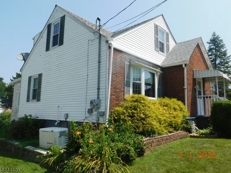 537 John Mitchell Ave Phillipsburg Town, NJ 08865