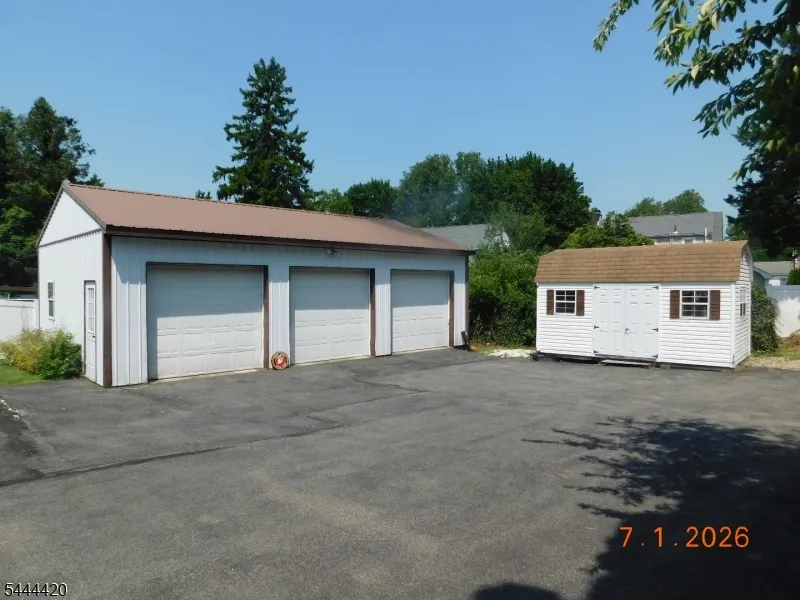 537 John Mitchell Ave Phillipsburg Town, NJ 08865