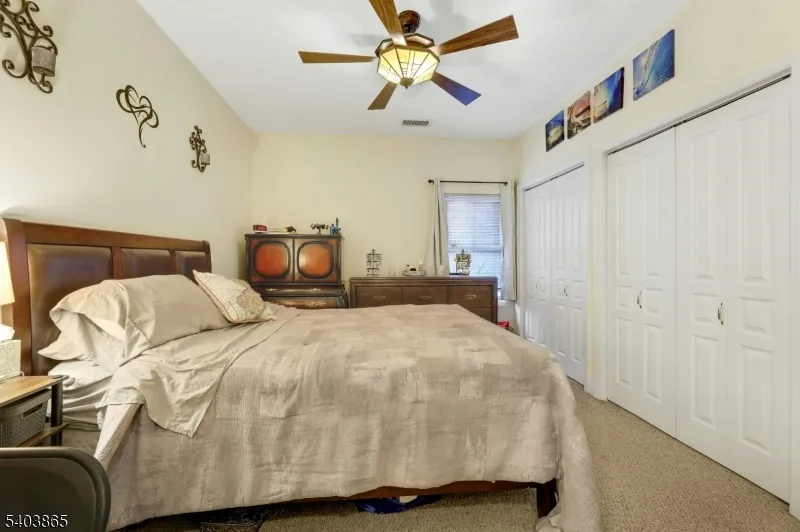 520 Victor St #8 Unit 8 Saddle Brook, NJ 07663