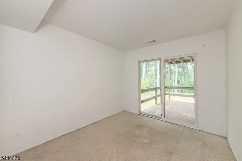 29 Downstream Dr Mount Olive, NJ 07836