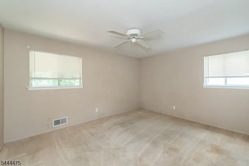 29 Downstream Dr Mount Olive, NJ 07836