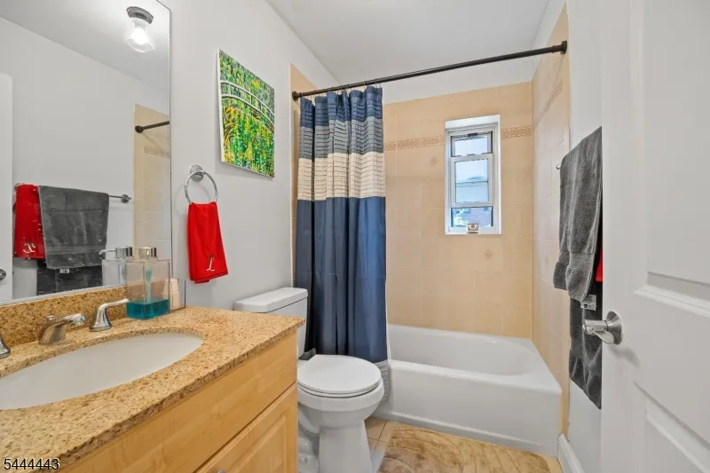 70 S Munn Ave #401 Unit 401 East Orange City, NJ 07018