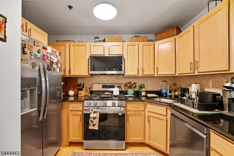 70 S Munn Ave #401 Unit 401 East Orange City, NJ 07018