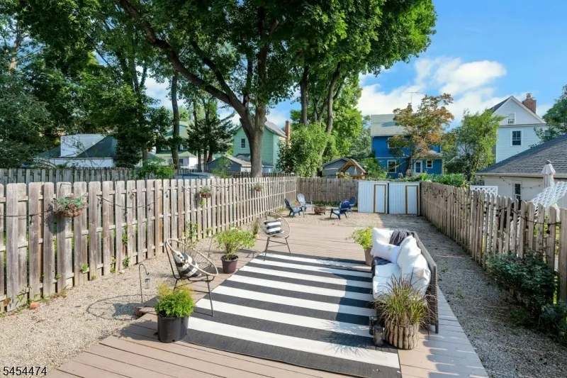 30 Tichenor Pl Montclair, NJ 07042
