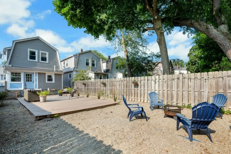 30 Tichenor Pl Montclair, NJ 07042