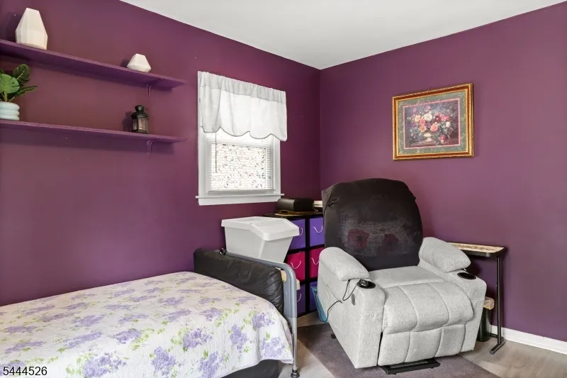1147 Passaic Ave Linden City, NJ 07036
