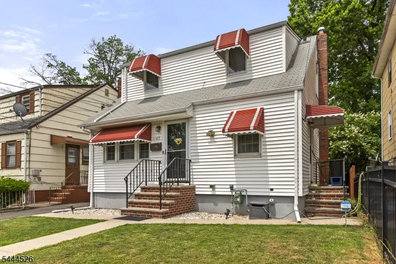1147 Passaic Ave Linden City, NJ 07036