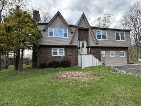 29 Billings Rd