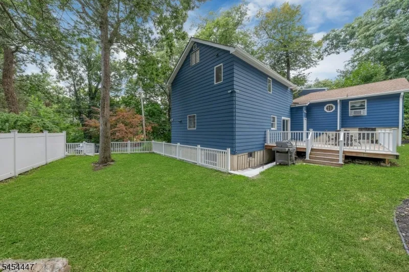 416 Lakeview Ave Ringwood, NJ 07456