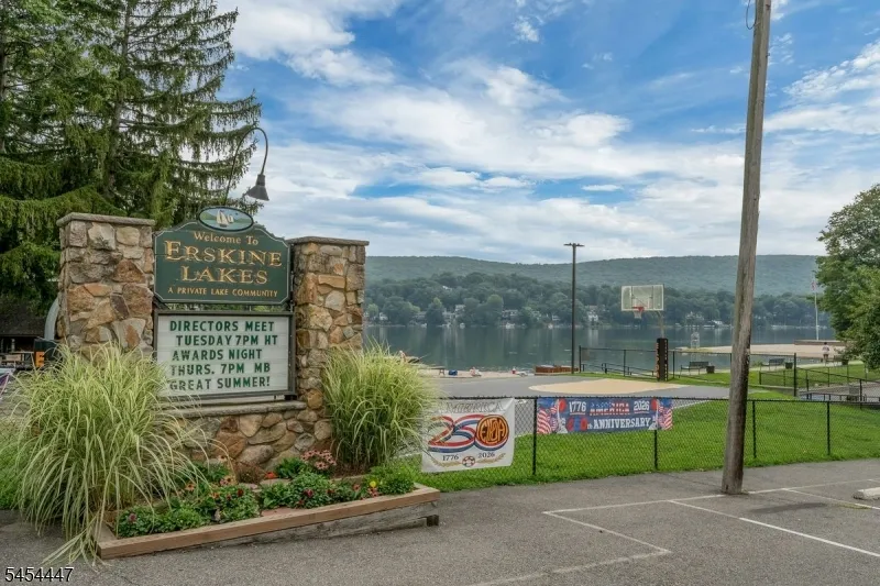 416 Lakeview Ave Ringwood, NJ 07456