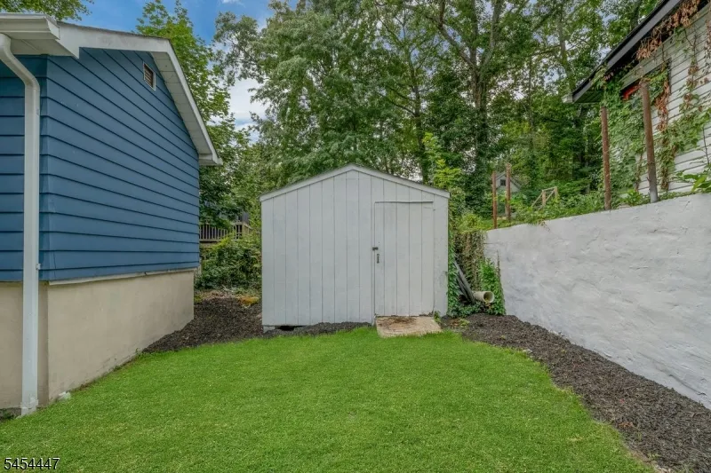416 Lakeview Ave Ringwood, NJ 07456