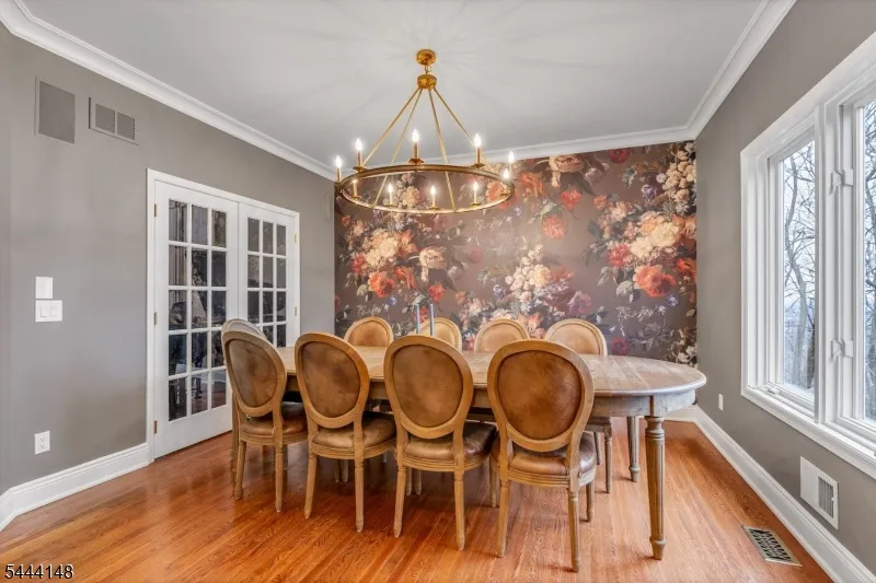 18 BAYVIEW TERRACE Green Brook, NJ 08812