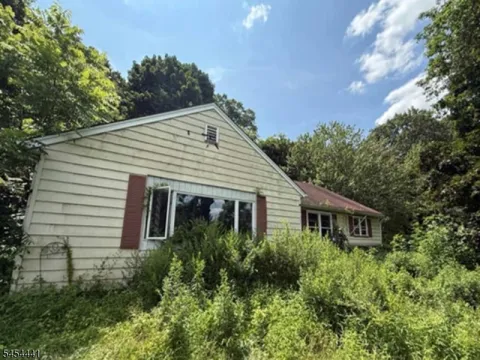 37 Hope Rd