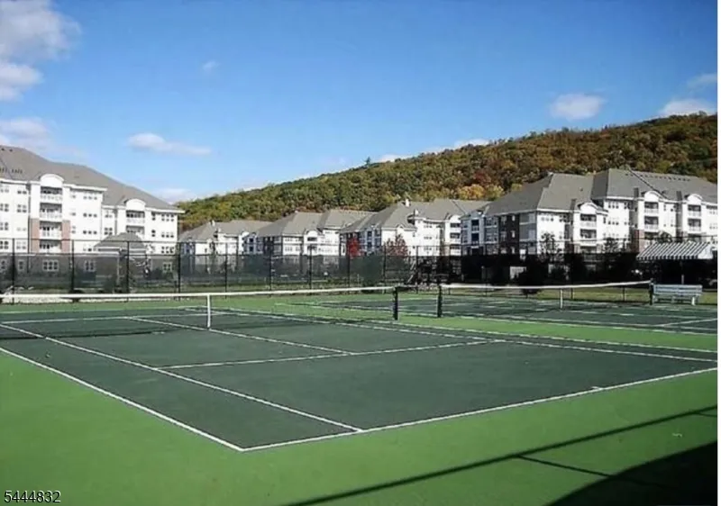 7118 Warrens Way #118 Unit 118 Wanaque, NJ 07465