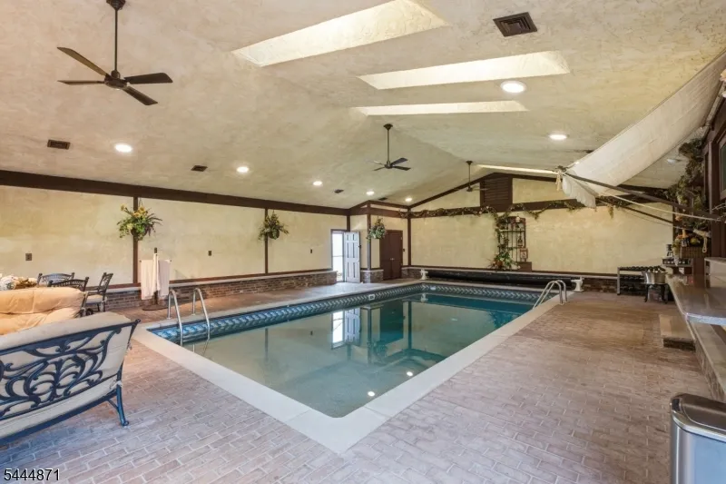 1453 Tooz Pl South Plainfield, NJ 07080