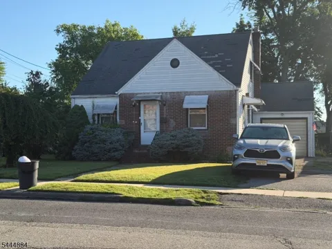 21 Crews St