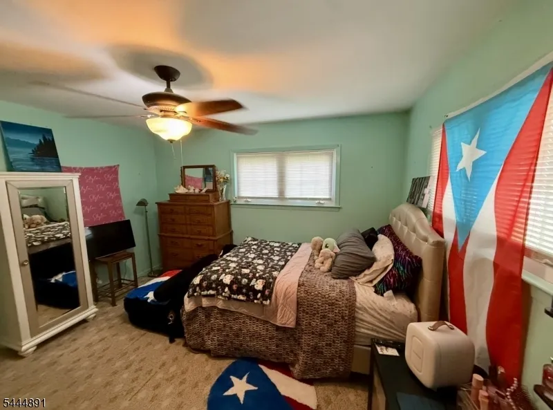 24 Beardslee Rd Millstone, NJ 08844