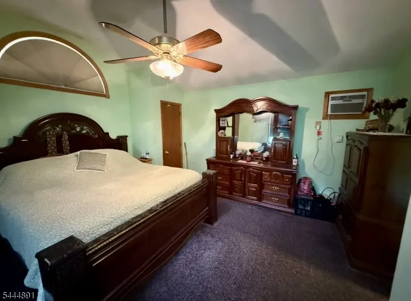 24 Beardslee Rd Millstone, NJ 08844