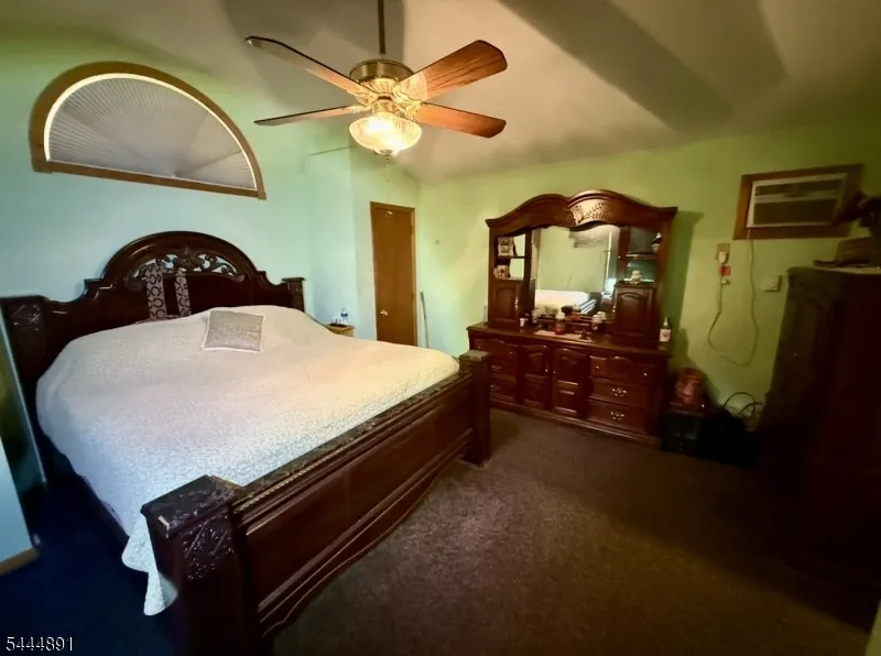 24 Beardslee Rd Millstone, NJ 08844