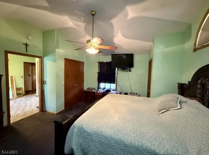 24 Beardslee Rd Millstone, NJ 08844