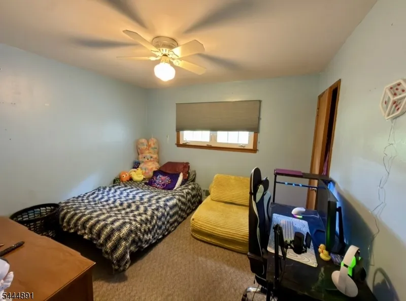 24 Beardslee Rd Millstone, NJ 08844