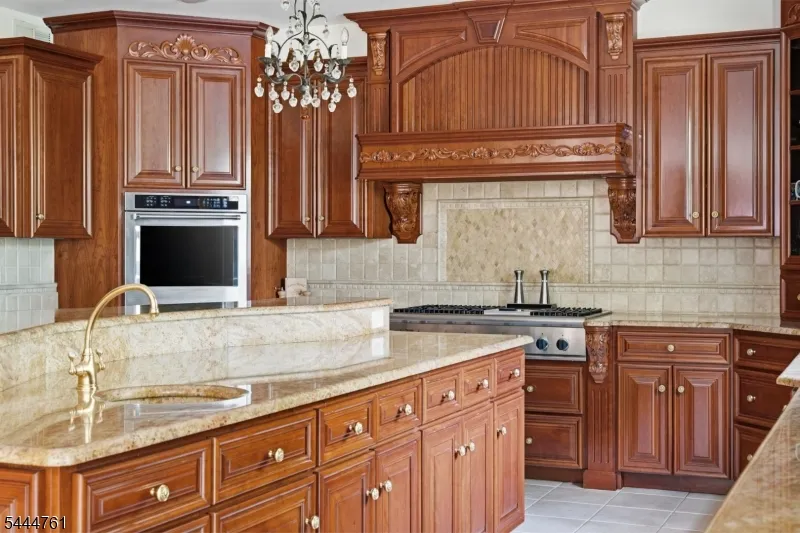 1 WIMBLEDON COURT Cedar Grove, NJ 07009