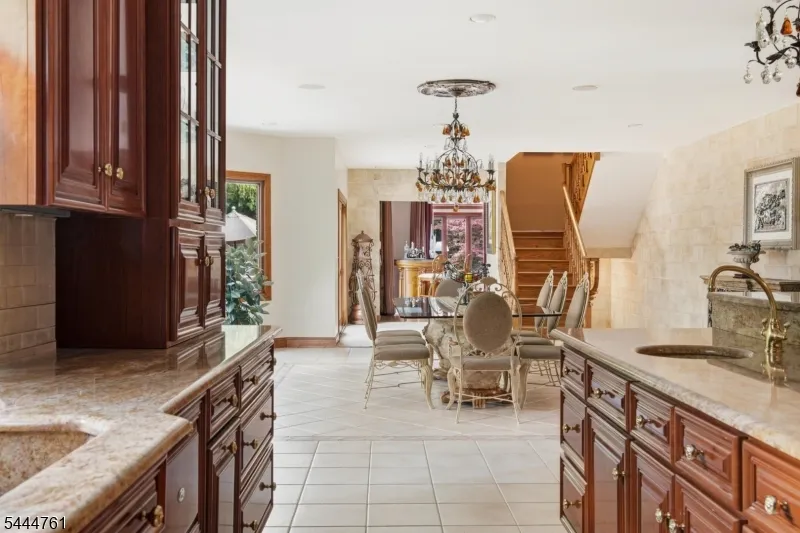 1 WIMBLEDON COURT Cedar Grove, NJ 07009