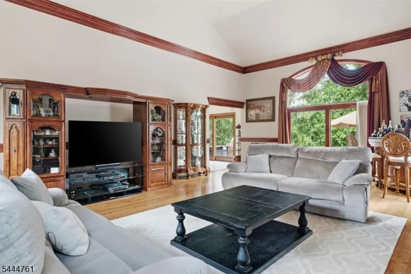 1 WIMBLEDON COURT Cedar Grove, NJ 07009