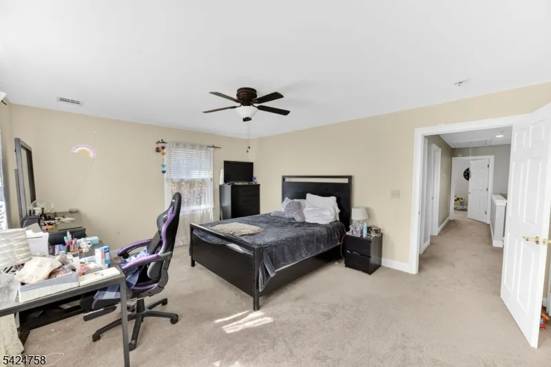 311 Hunt Ave Pohatcong, NJ 08865