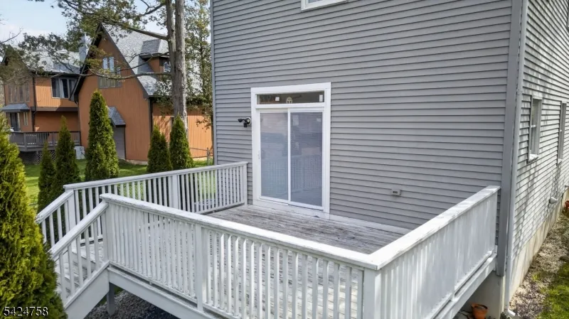 311 Hunt Ave Pohatcong, NJ 08865