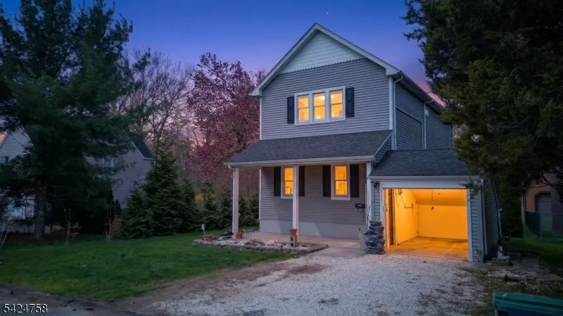 311 Hunt Ave Pohatcong, NJ 08865
