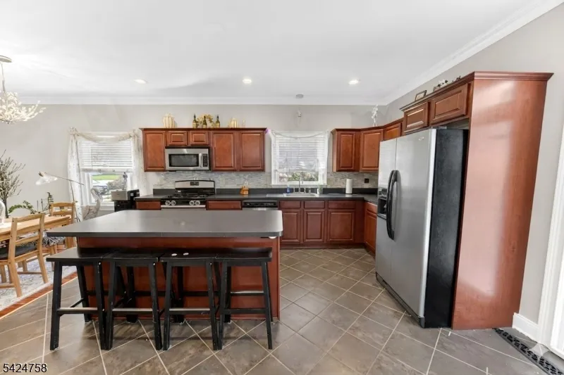 311 Hunt Ave Pohatcong, NJ 08865