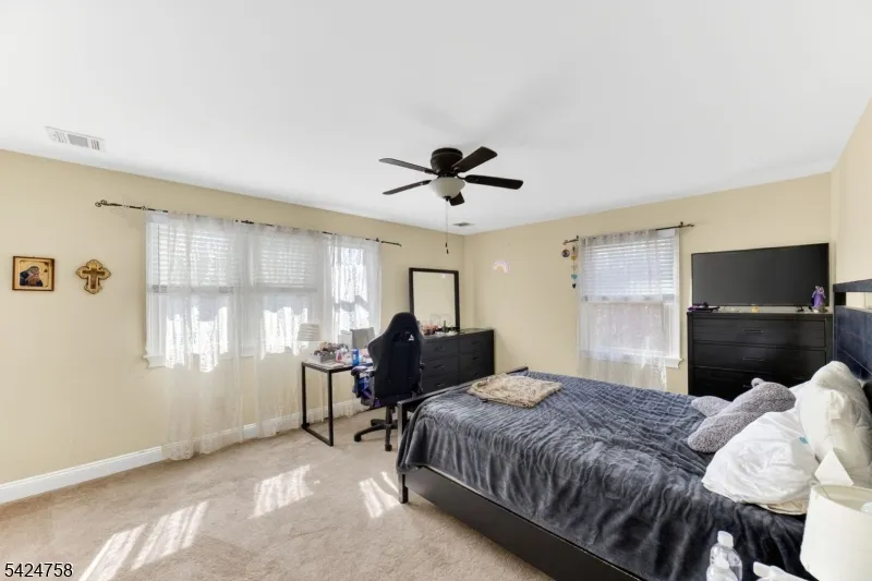 311 Hunt Ave Pohatcong, NJ 08865