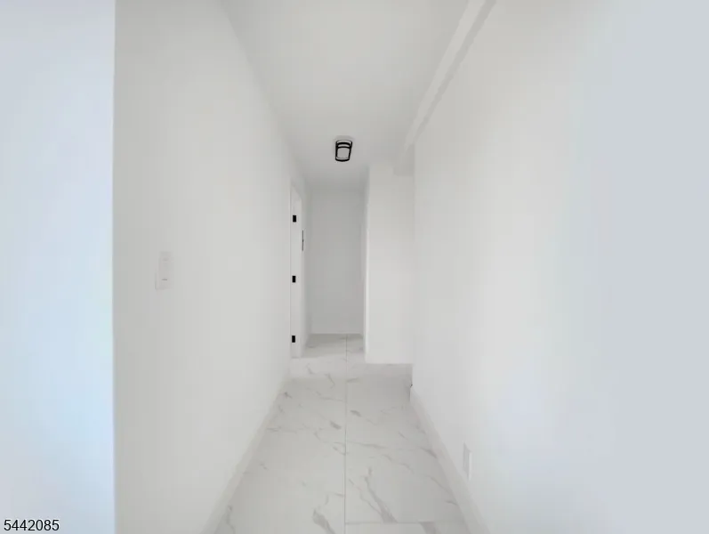 377 S Harrison St #17FF Unit 17FF East Orange City, NJ 07018