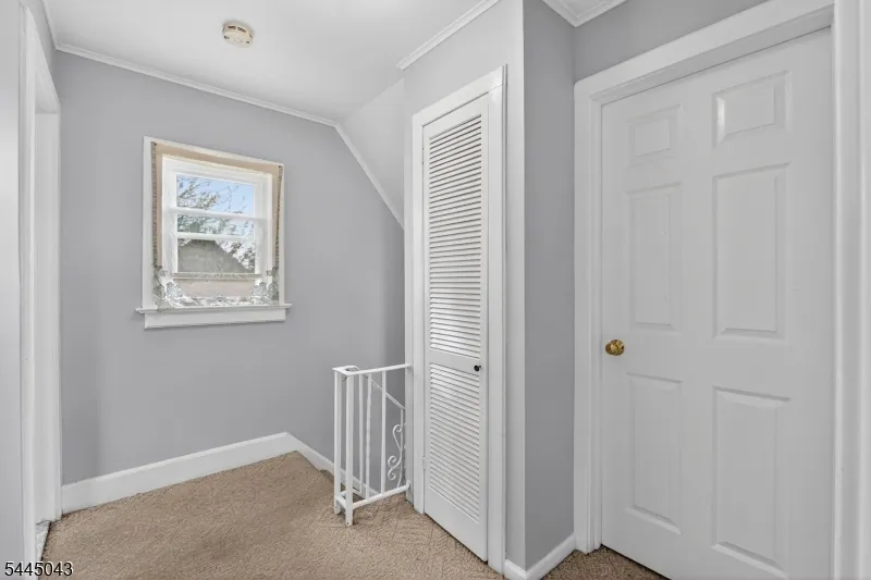 2 Lillian Ter Woodbridge, NJ 07095
