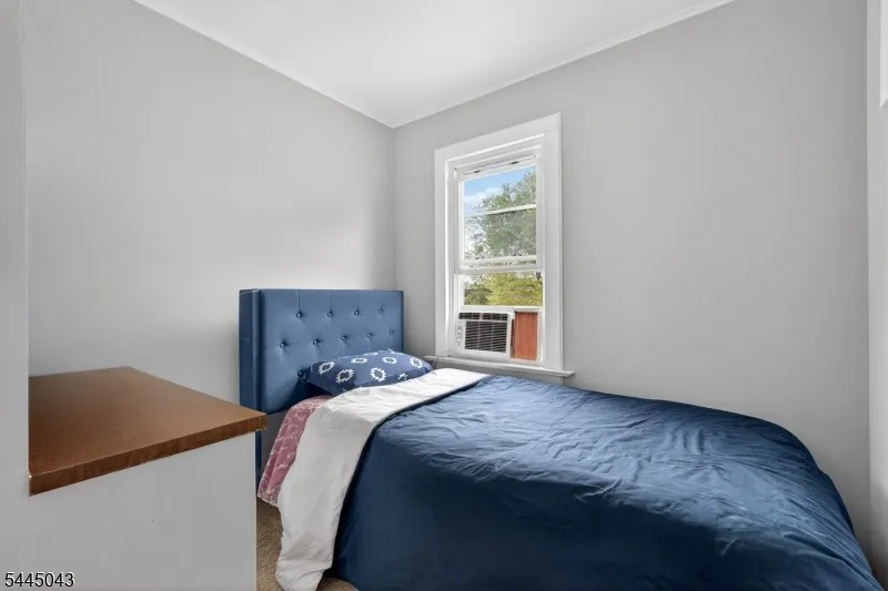 2 Lillian Ter Woodbridge, NJ 07095