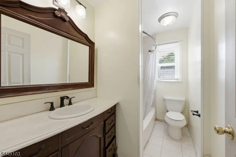 789 Mitchell Ave Union, NJ 07083
