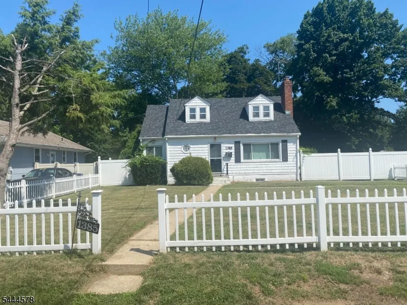 1385 Belleview Ave Plainfield City, NJ 07060