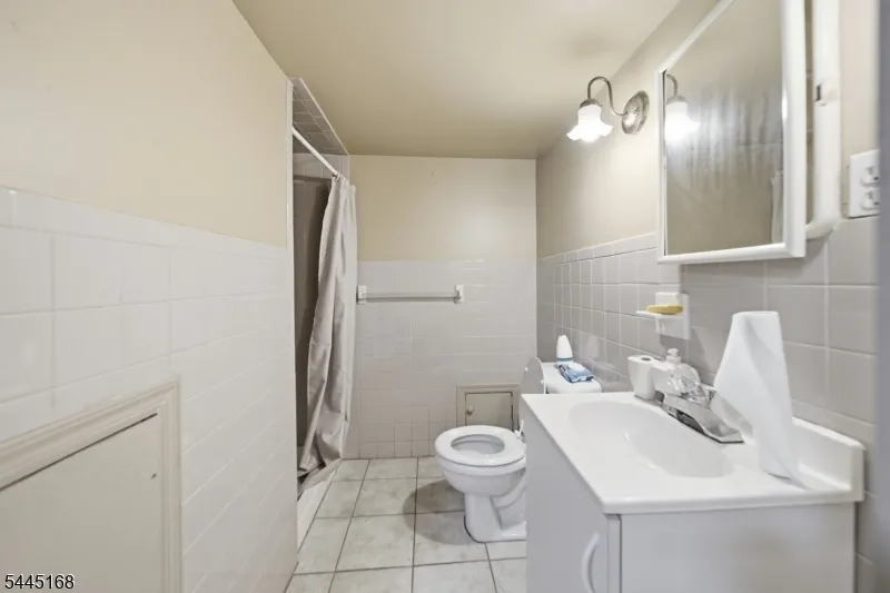148 W End Ave Englewood City, NJ 07631