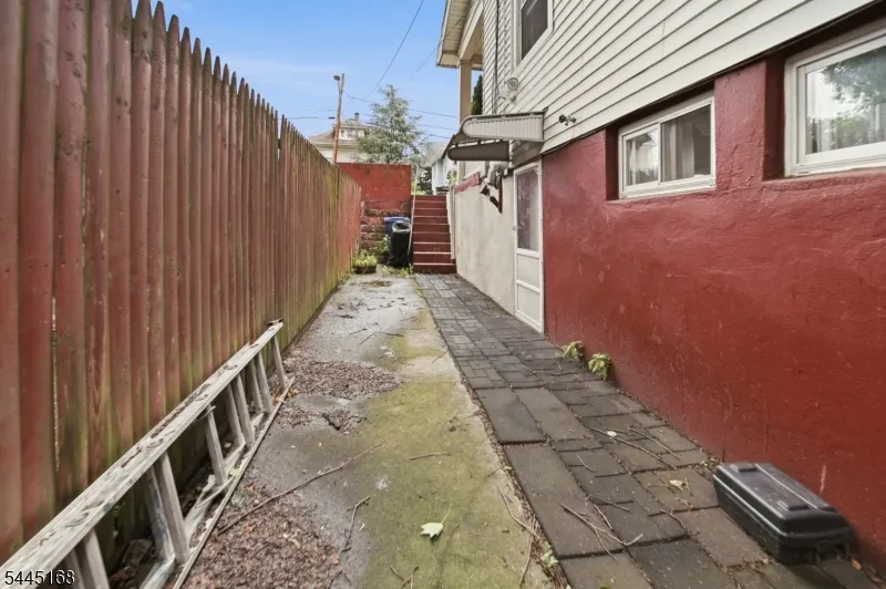 148 W End Ave Englewood City, NJ 07631