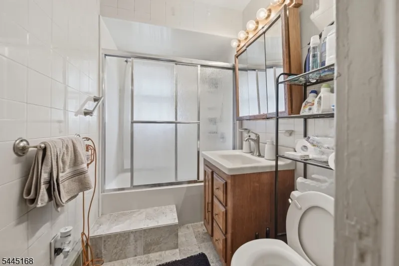 148 W End Ave Englewood City, NJ 07631