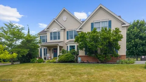 1 Tanager Dr