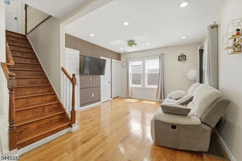 409 Hancock St South Plainfield, NJ 07080