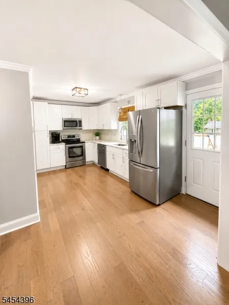 21 Woodland Trl S Vernon, NJ 07419