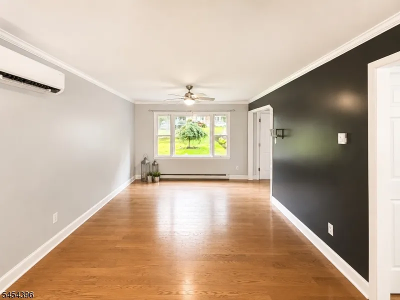 21 Woodland Trl S Vernon, NJ 07419
