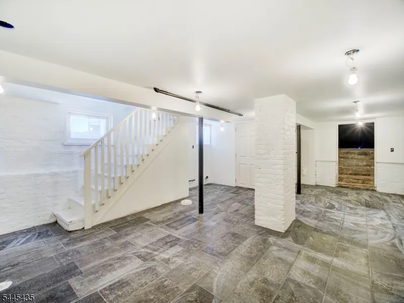 94 Washington Ave Irvington, NJ 07111